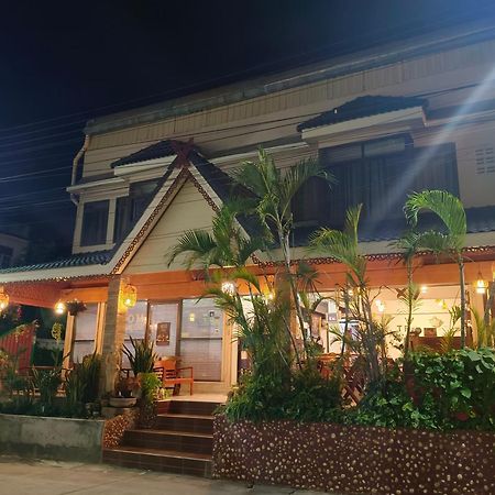 Tr Guesthouse Sukhothai Exterior photo